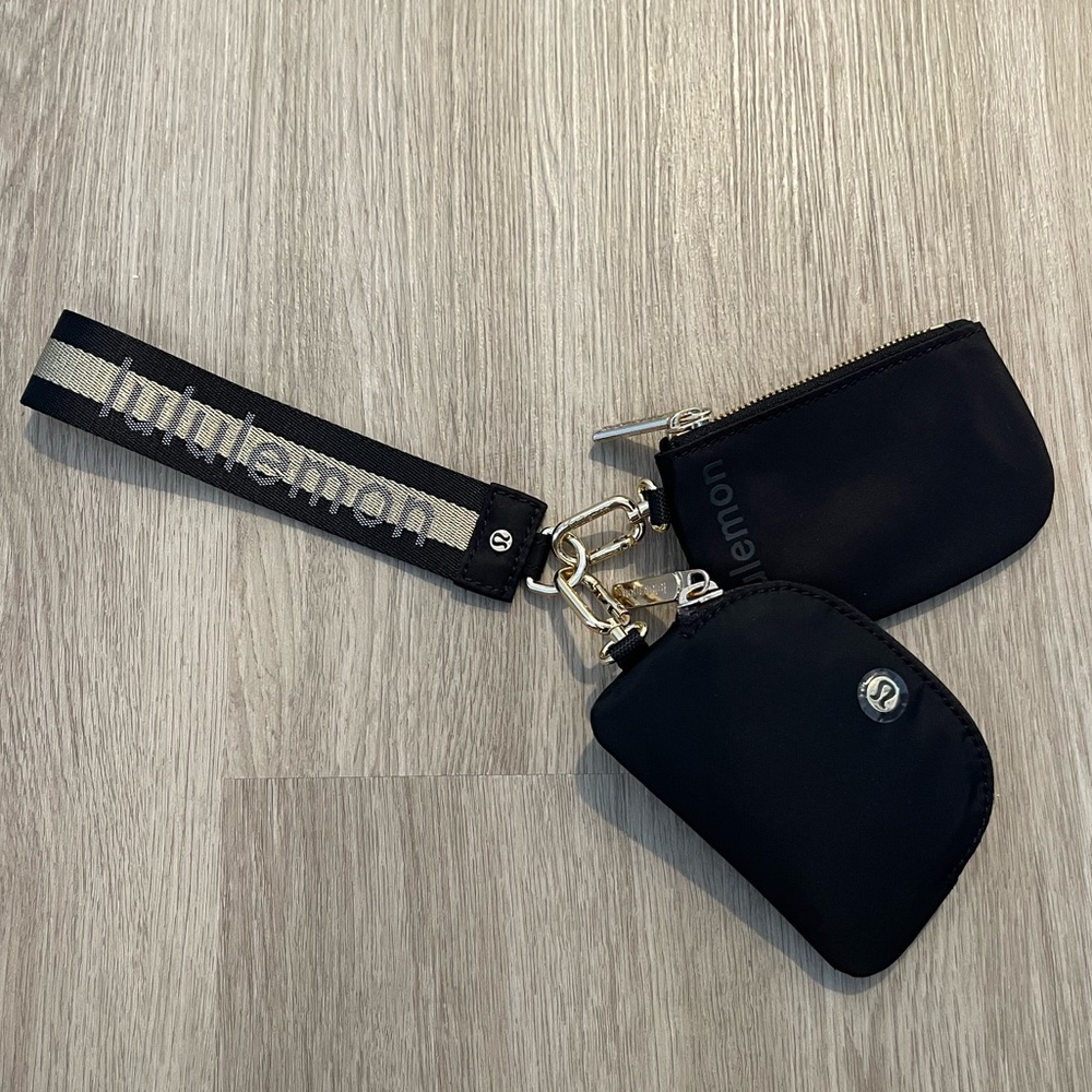 Dual Wrist Pouch